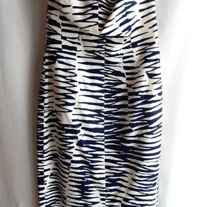 TRINI TURK WHITE & NAVY SLEEVELESS DRESS IN SIZE 2